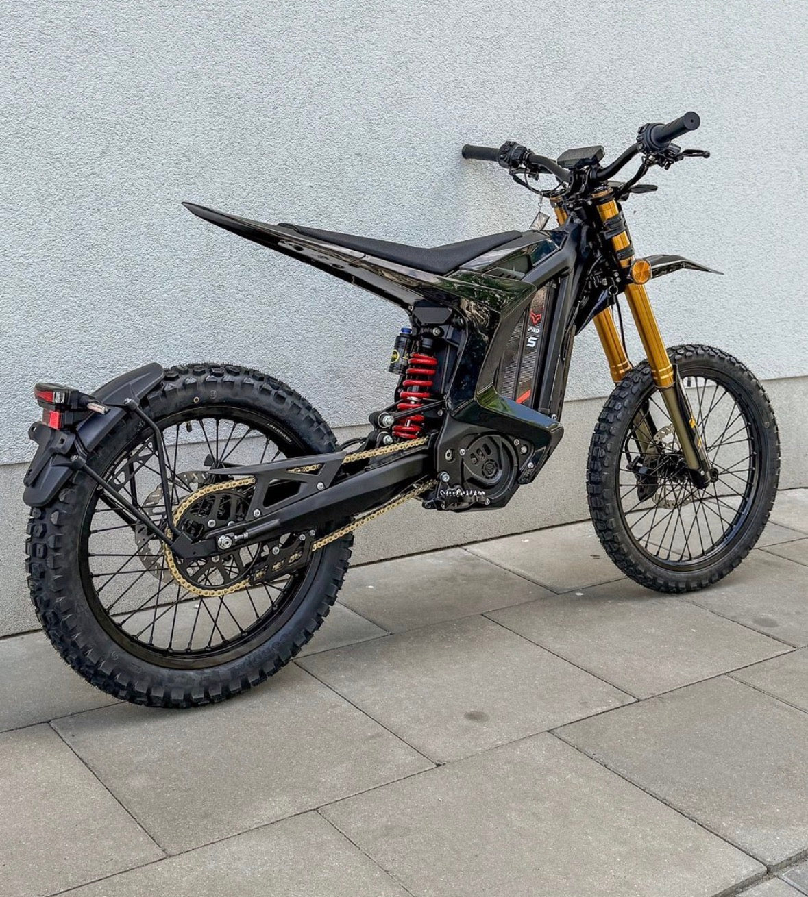 Arctic Leopard XE PRO OFF ROAD